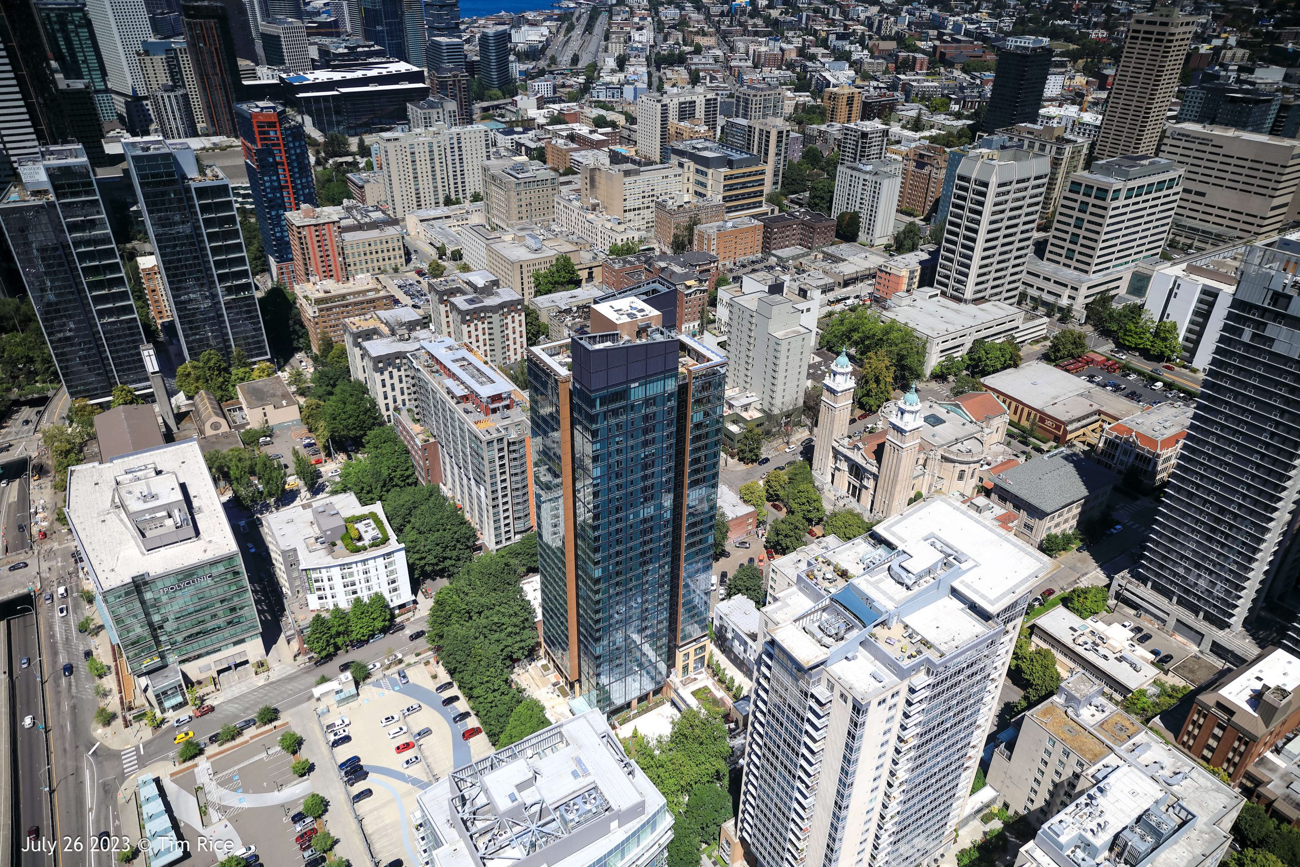 800 Columbia Residential Tower, Graystone Condominiums, Seattle, Washington, Kawneer Collaborative, Curtain Wall, Window Wall, Multifamily, Architecture