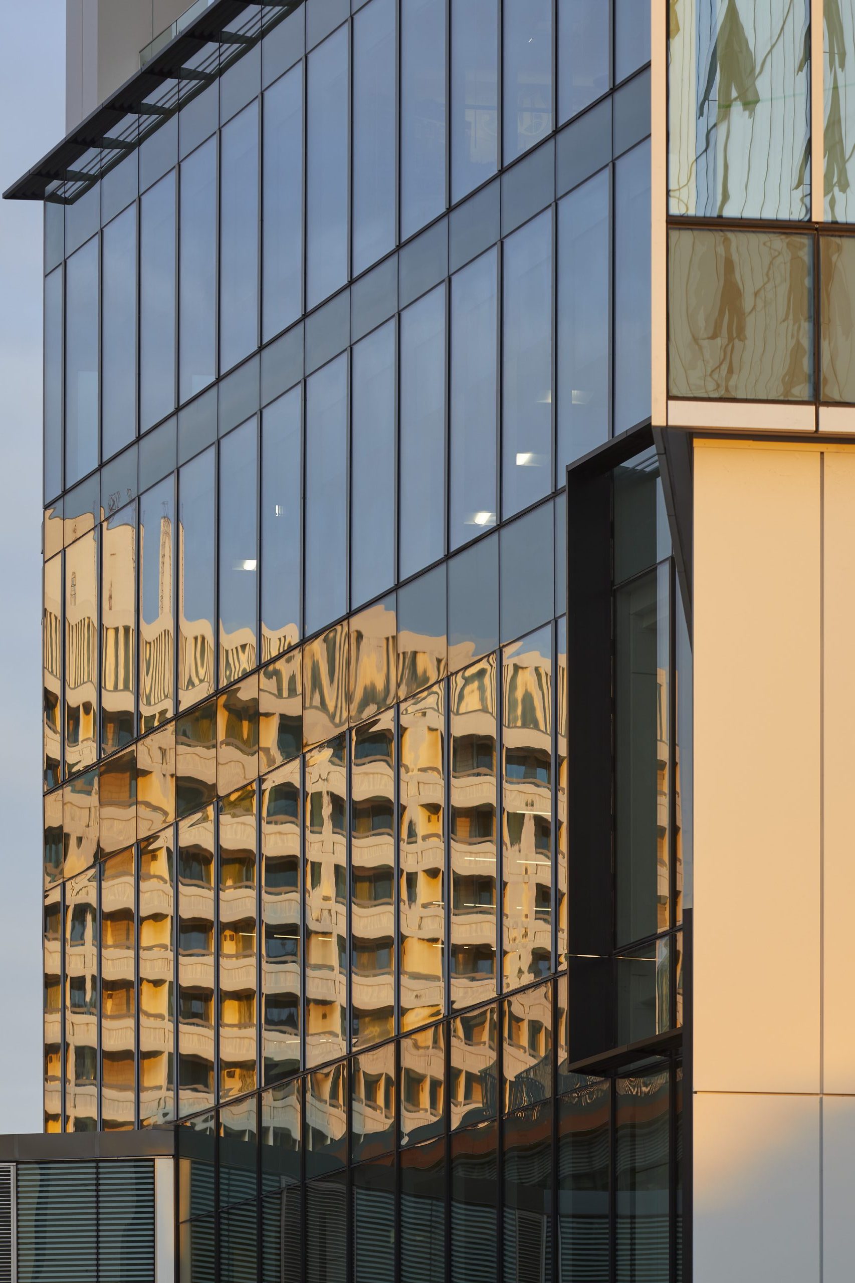 Wawanesa Mutual Insurance Company Headquarters Kawneer