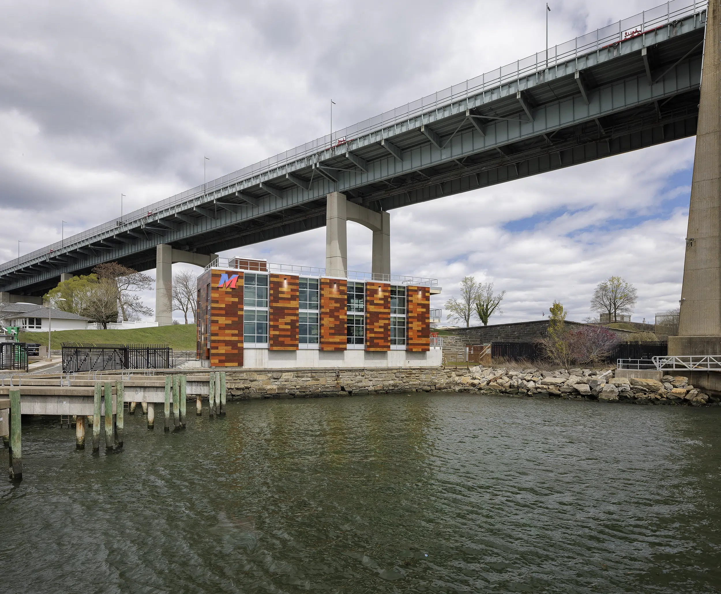 William Austen Marine Education and Seamanship Center is the highlight of new construction at Maritime College SUNY Kawneer