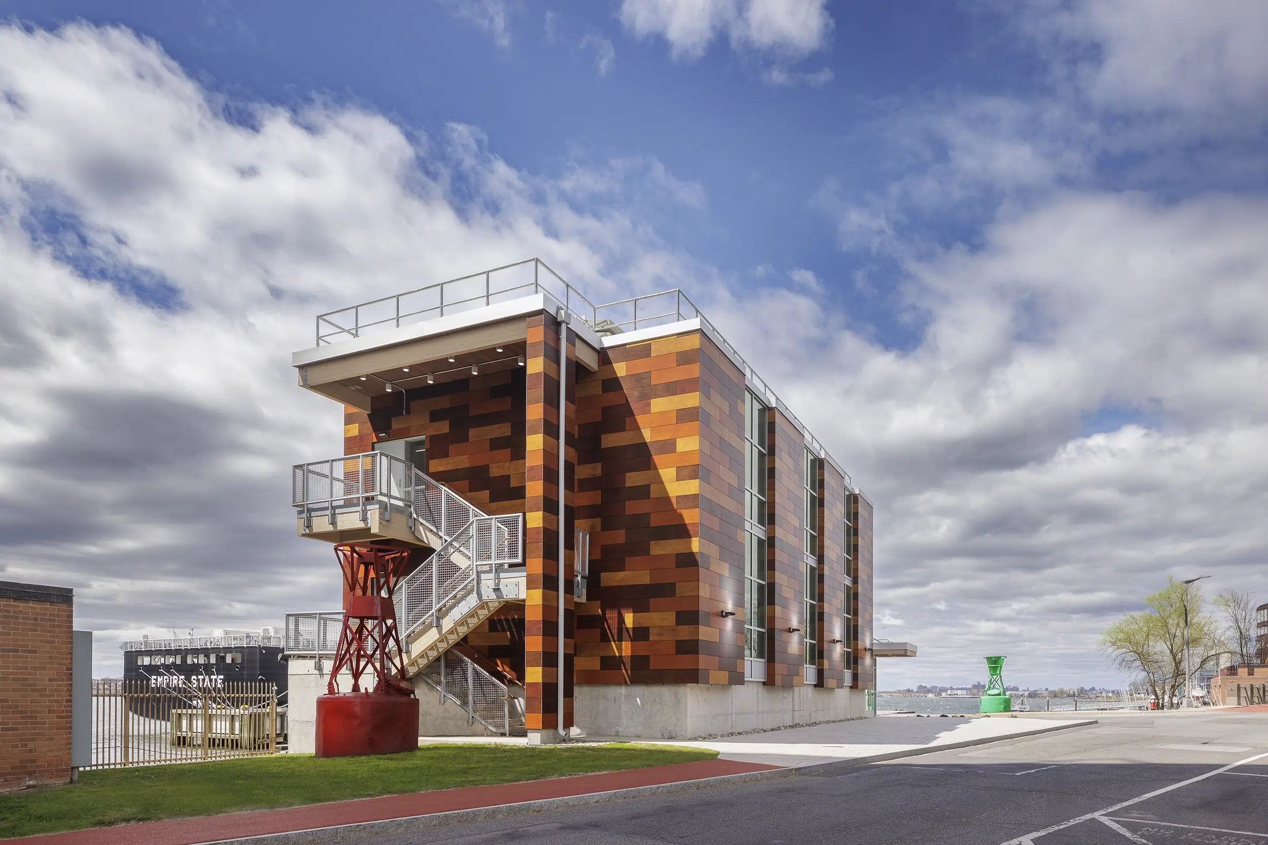 William Austen Marine Education and Seamanship Center is the highlight of new construction at Maritime College SUNY Kawneer