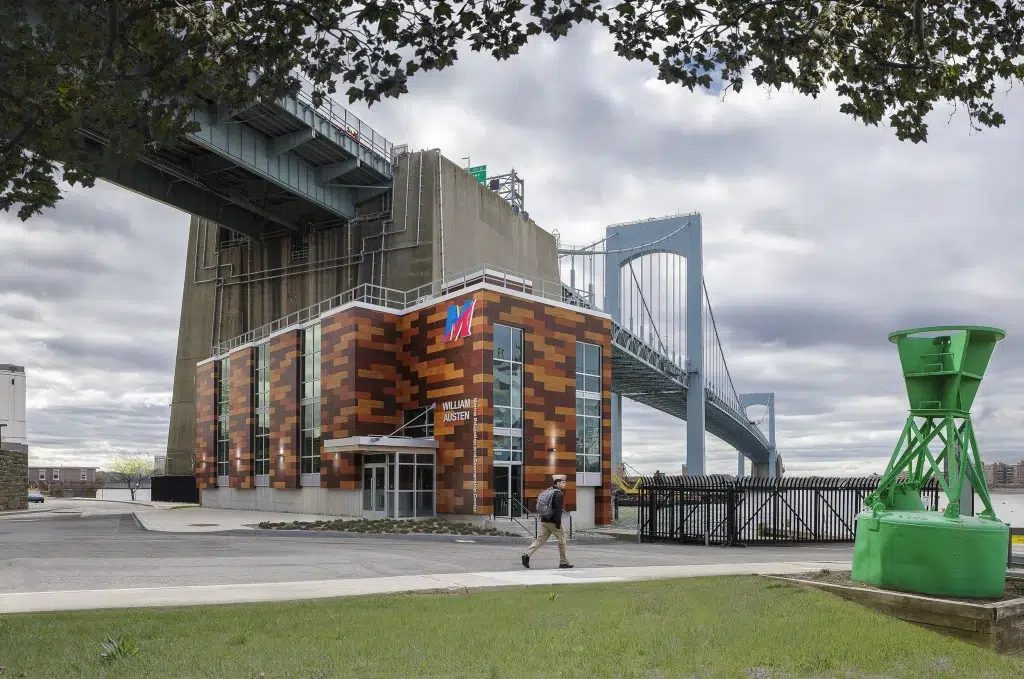 William Austen Marine Education and Seamanship Center is the highlight of new construction at Maritime College SUNY Kawneer