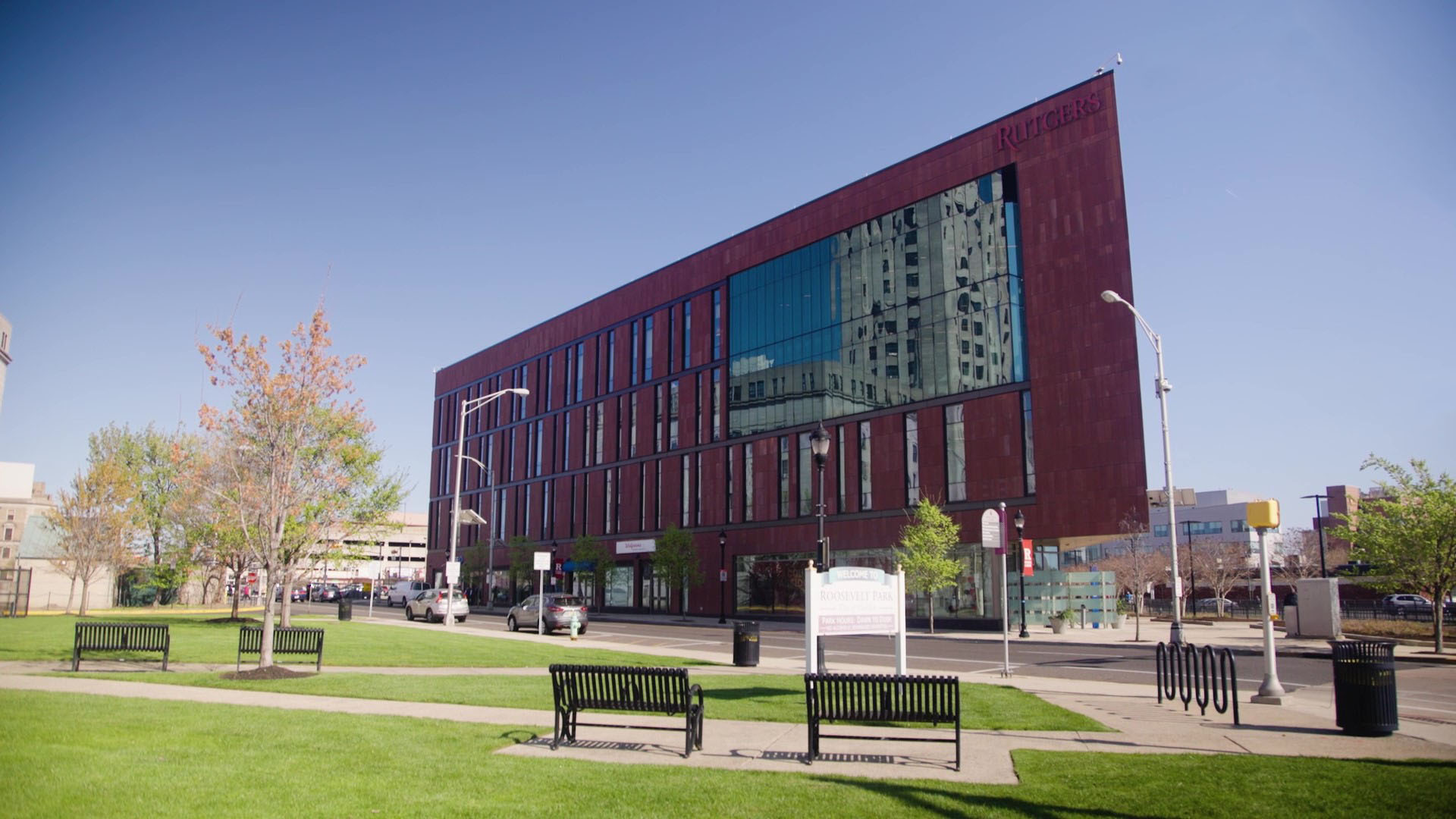 Rutgers University-Camden: Nursing and Science Building, Camden, New Jersey, Kawneer Curtain Wall ByDesign